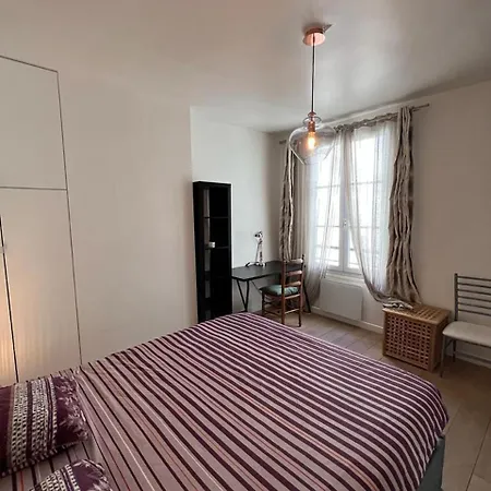 Dream In The Heart Of Le Marais * Parigi